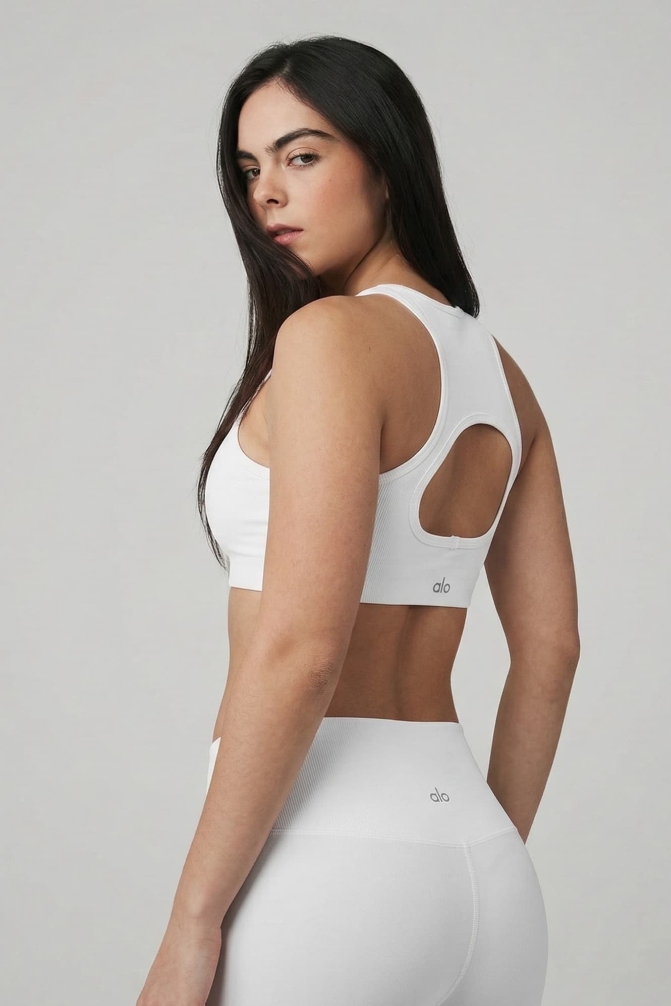 Pure Focus Set – White
Less noise, more intention